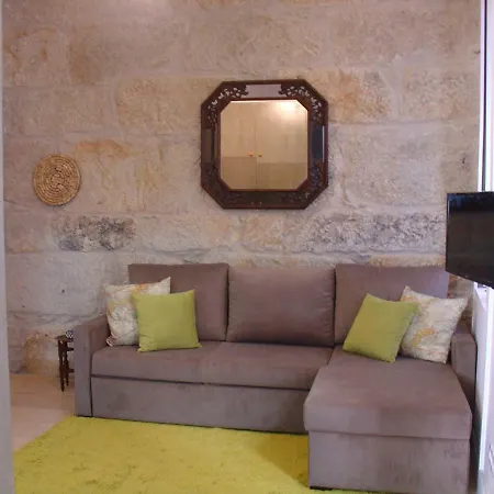 Downtown Historical Apartment